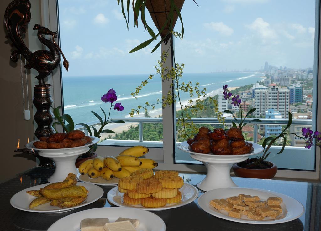 The Penthouse Above Sea Apartment Dehiwala-Mount Lavinia Exterior photo