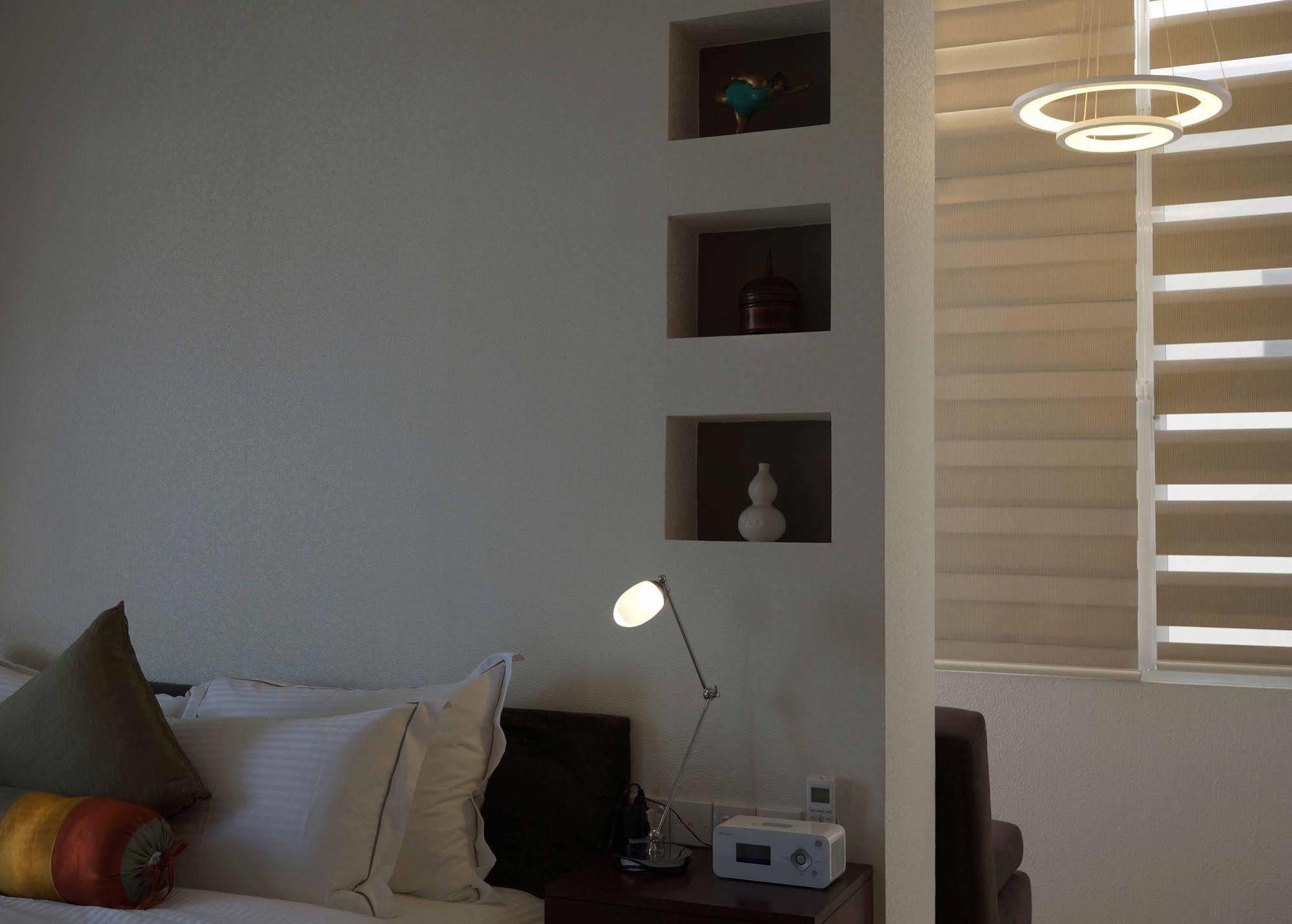 The Penthouse Above Sea Apartment Dehiwala-Mount Lavinia Exterior photo